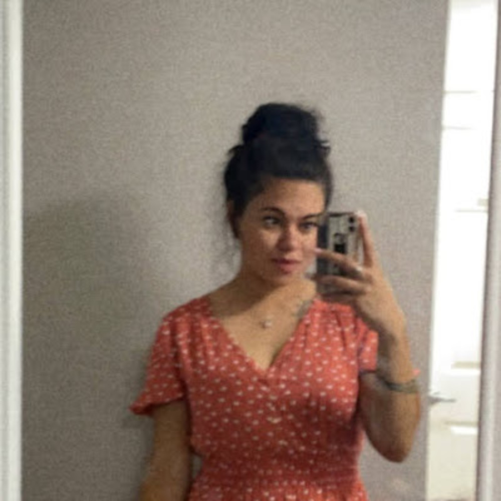 Meet your Posher, Julia